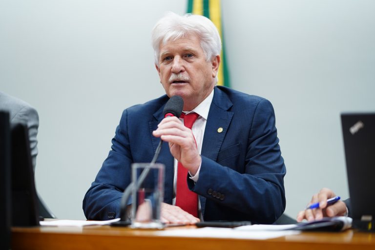 Deputado Airton Faleiro (PT) vai presidir a Comissão de Trabalho da Câmara dos Deputados
