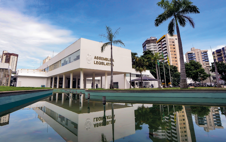 Deputados realizaram 38 deliberações durante a semana em Goiás