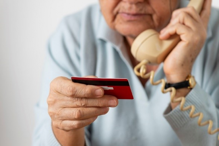 Proibição de empréstimos a aposentados por telefone vai à sanção