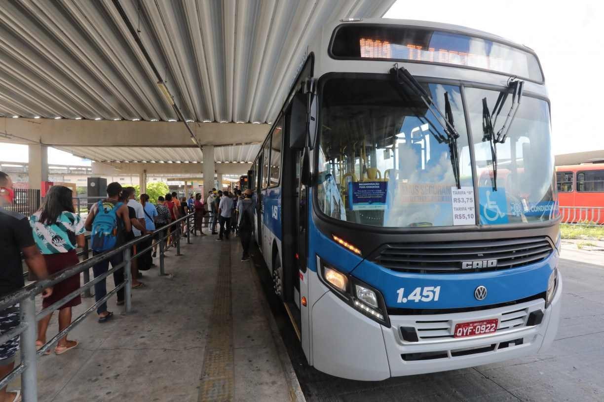 Parlamentares aprovam verba extra para transporte da RMR, no Pernambuco.
