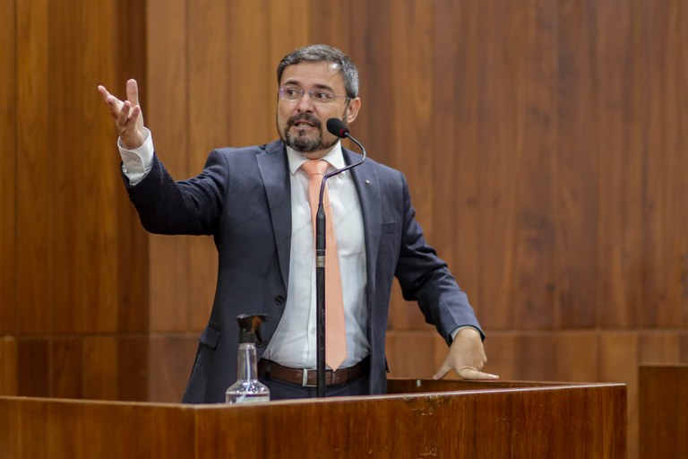 Fábio Novo exige a prisão dos autores dos atos antidemocráticos — Assembleia Legislativa