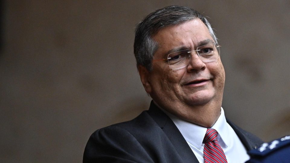 Flávio Dino herda ações contra Bolsonaro, Juscelino Filho e sobre a descriminalização do aborto