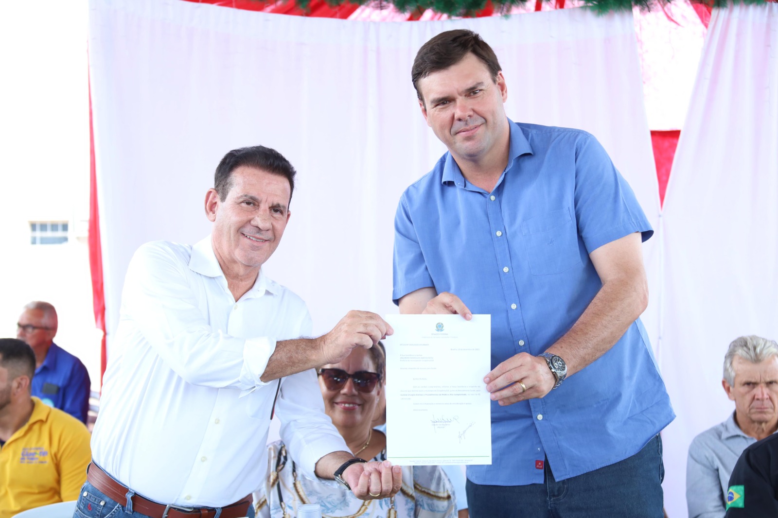 Senador Vanderlan Cardoso leva benefícios a municípios no interior do estado de Goiás