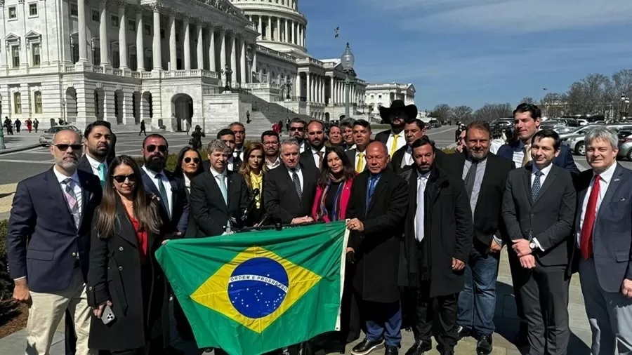 Câmara pagou pelo menos R$ 52,8 mil para deputados irem aos EUA ‘denunciar’ censura de Moraes