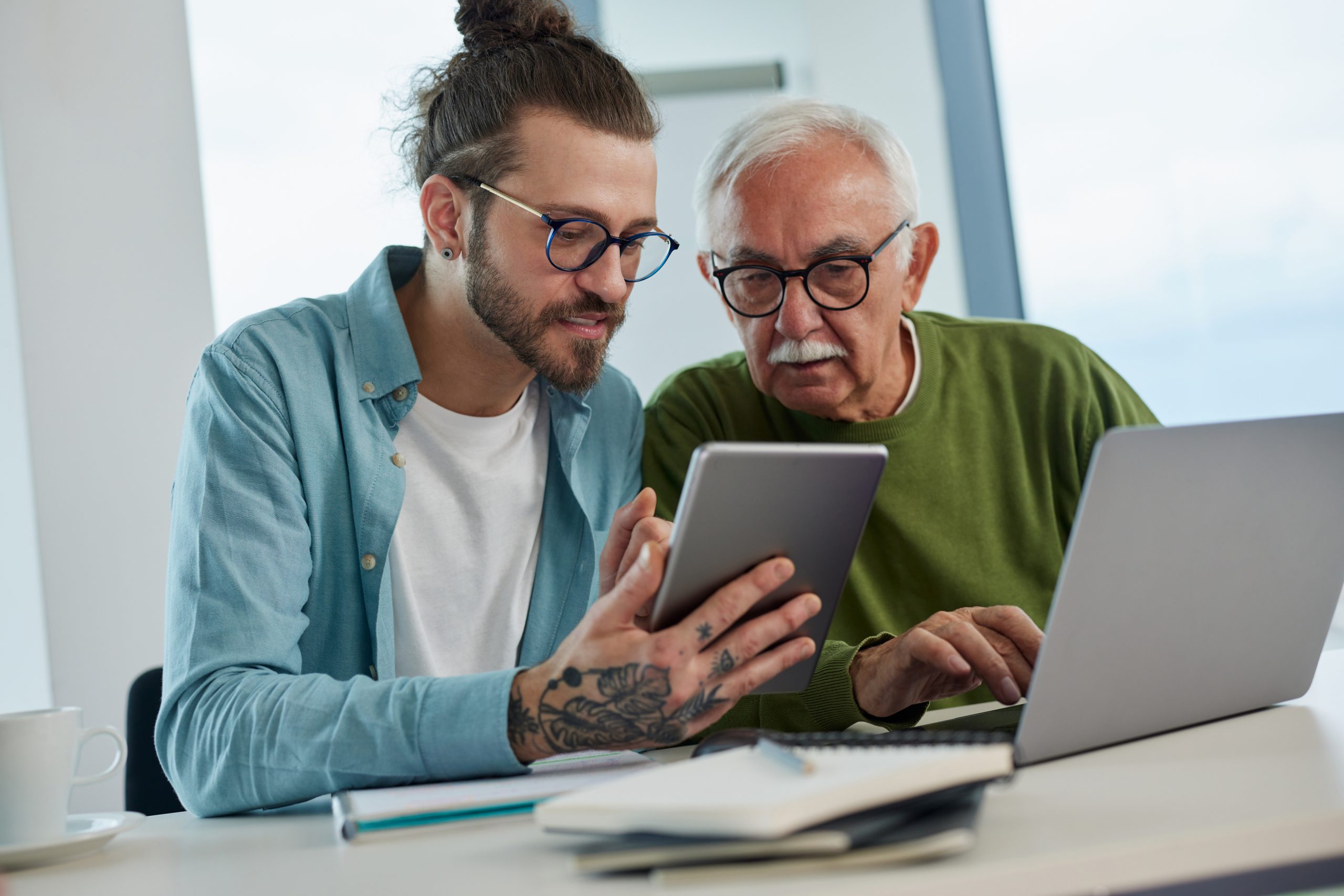 Projeto prevê oferta de tecnologias assistivas para idosos com limitações físicas